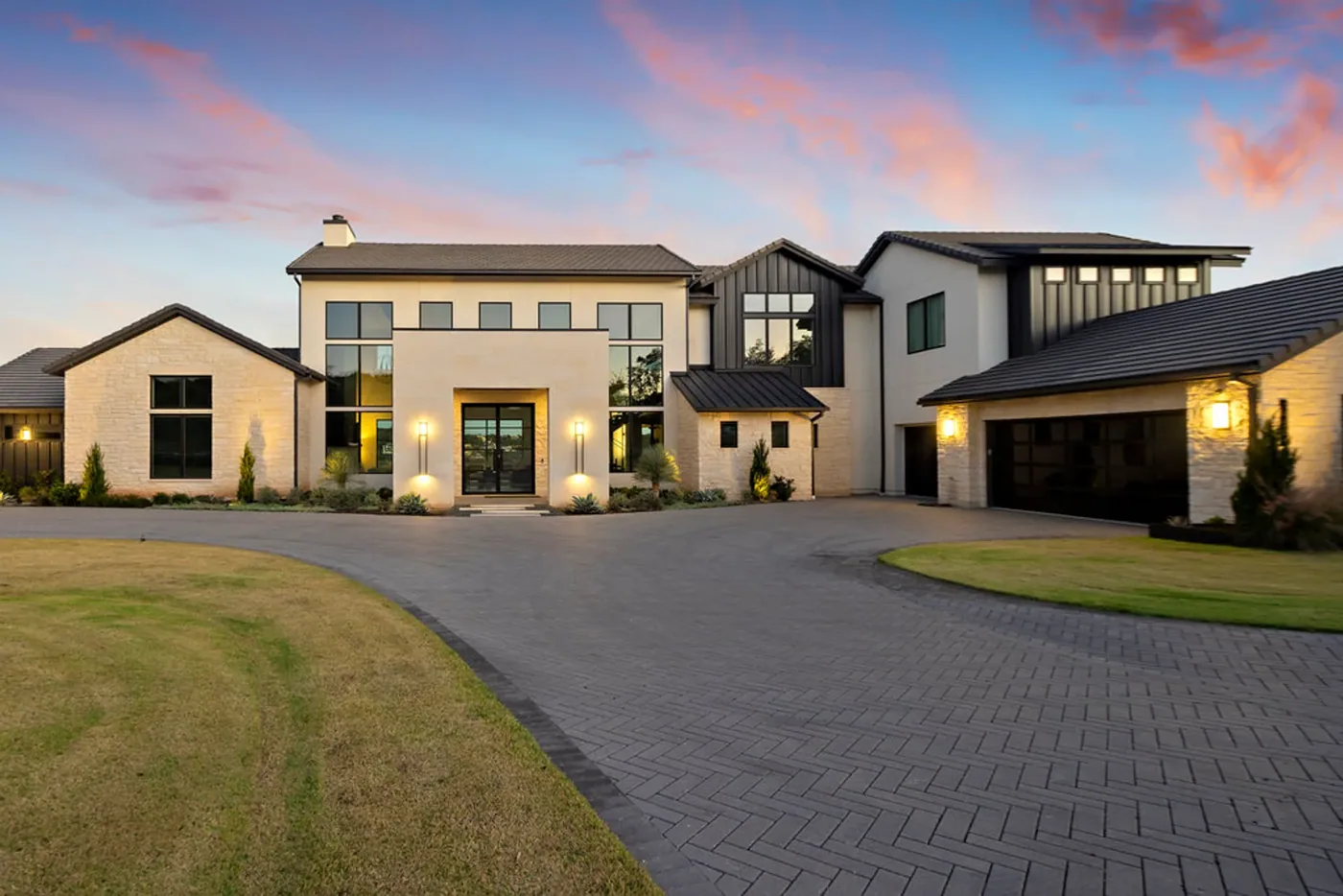Project photograph published on the Seven Custom Homes website